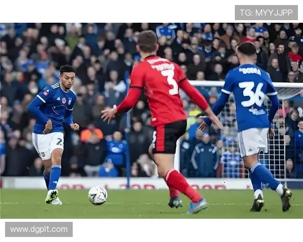 聚焦博尔顿俱乐部最新动态全面解读球队发展新方向的关键节点纵览